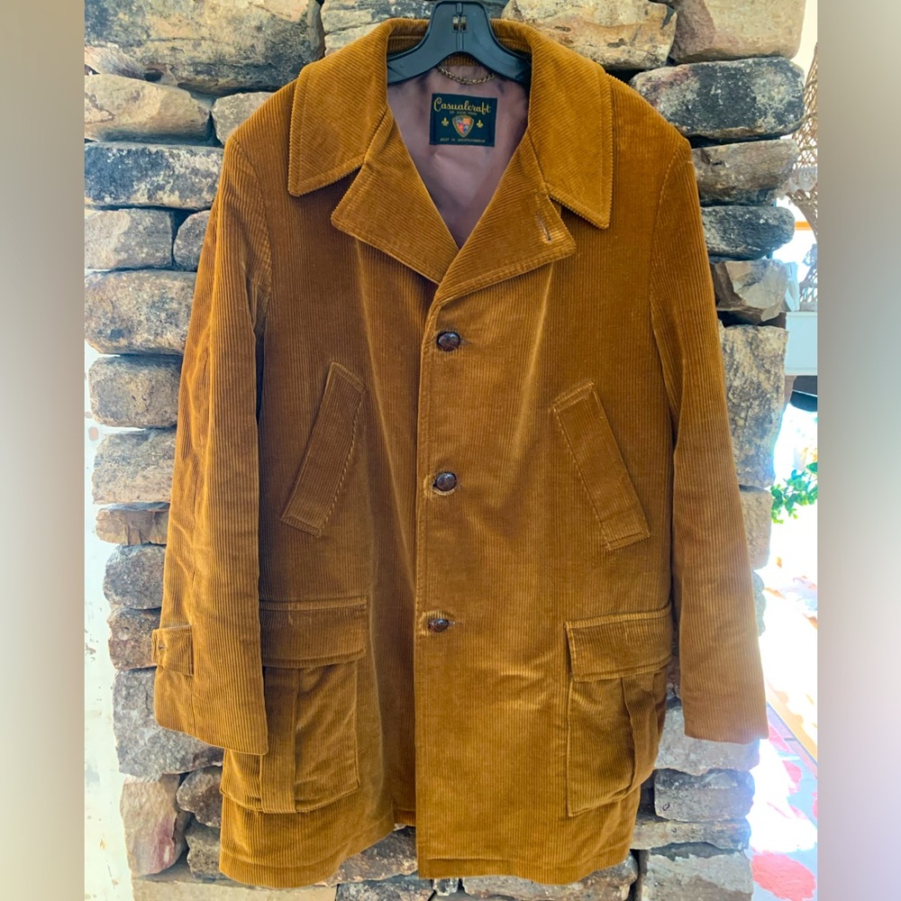 Vintage butterscotch corduroy fleece lined Coat Size 44